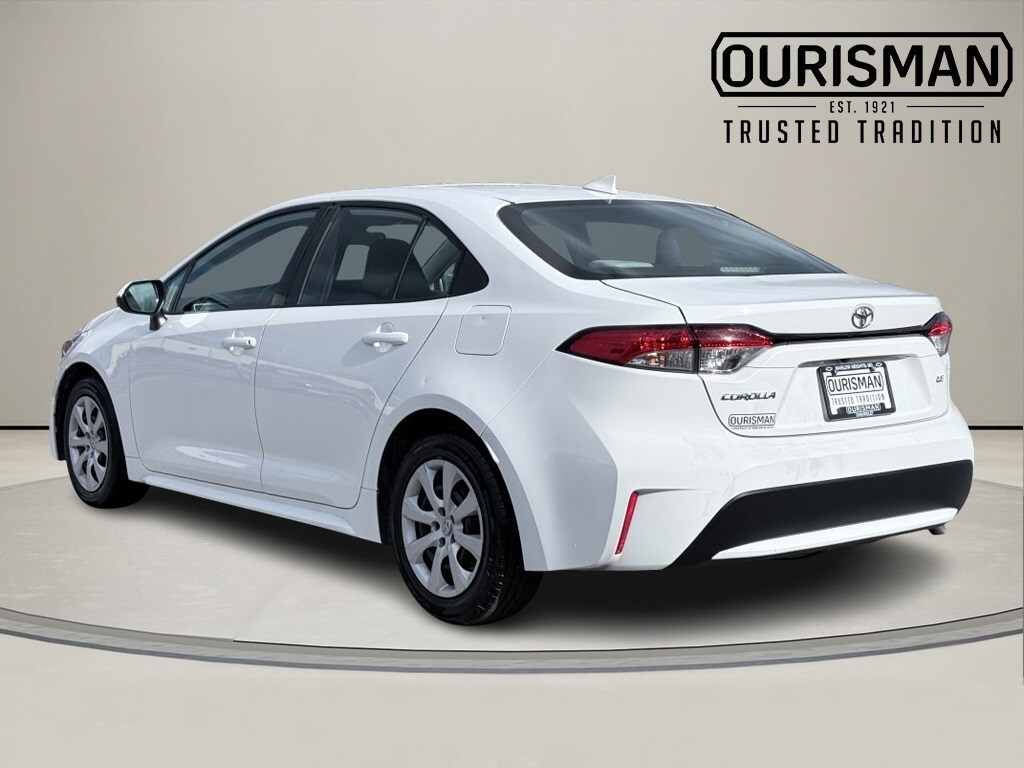 Used 2021 Toyota Corolla LE Sedan