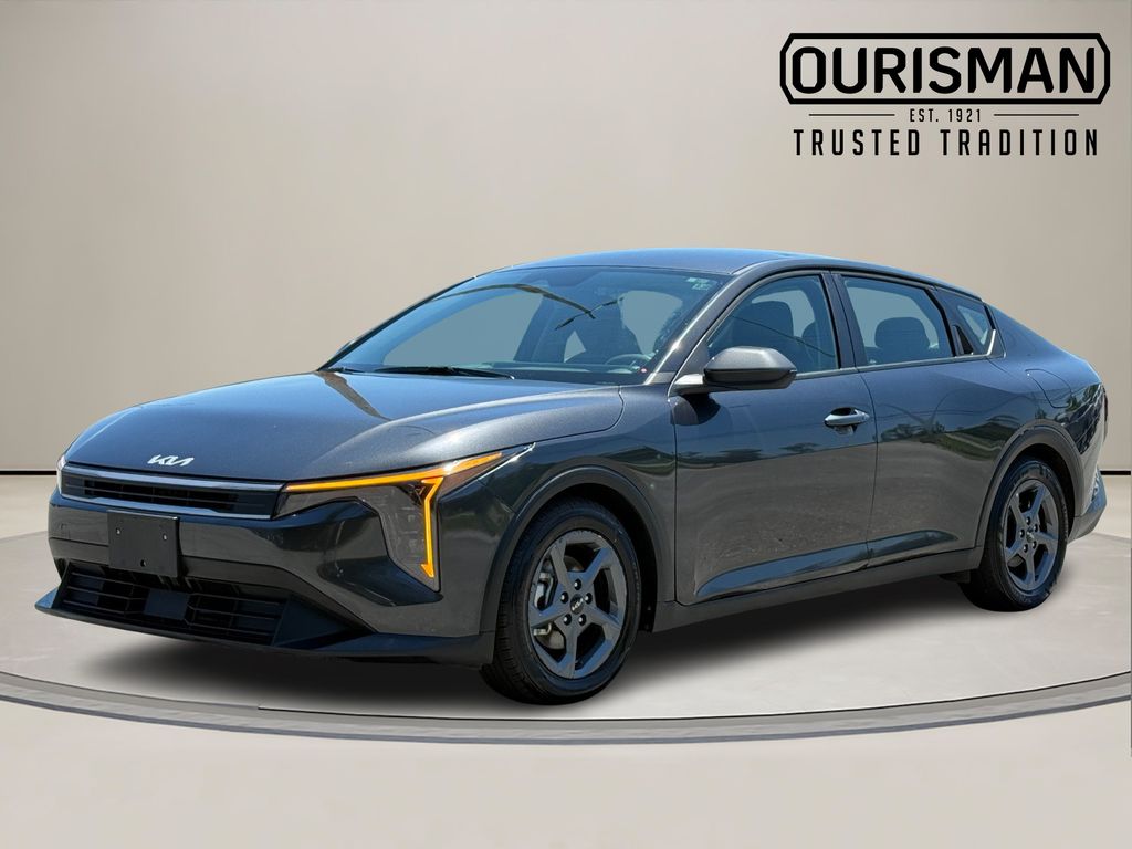 Used 2025 Kia K4 LXS with VIN 3KPFT4DE2SE018377 for sale in Marlow Heights, MD