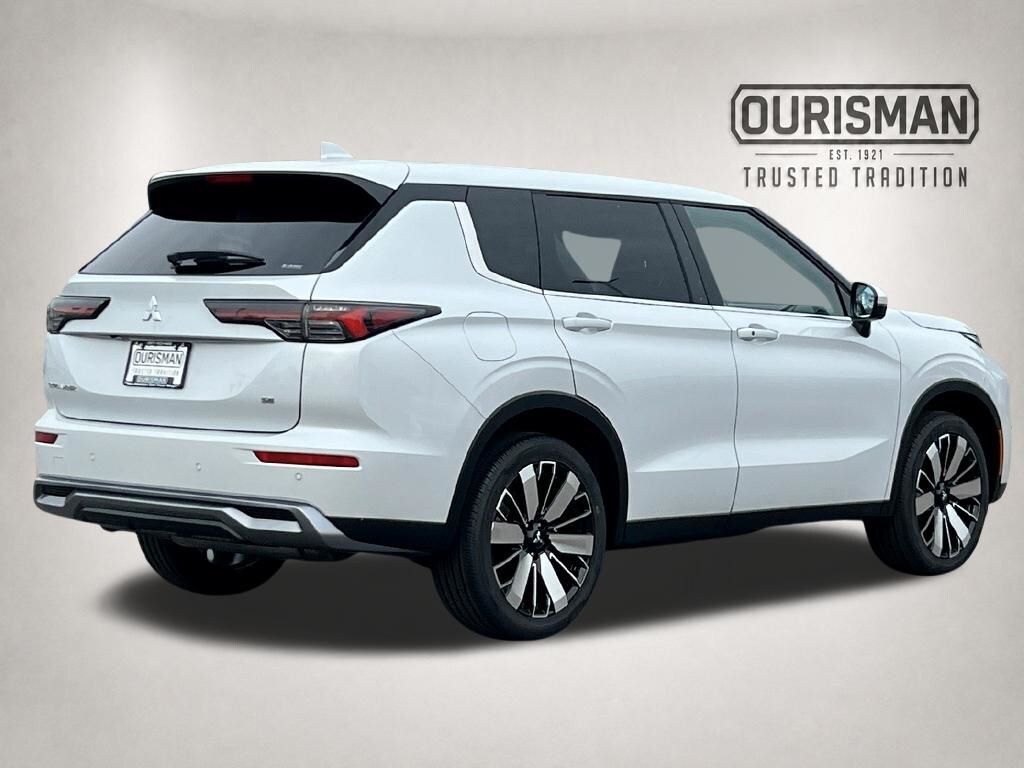 New 2026 Mitsubishi Outlander SE SUV