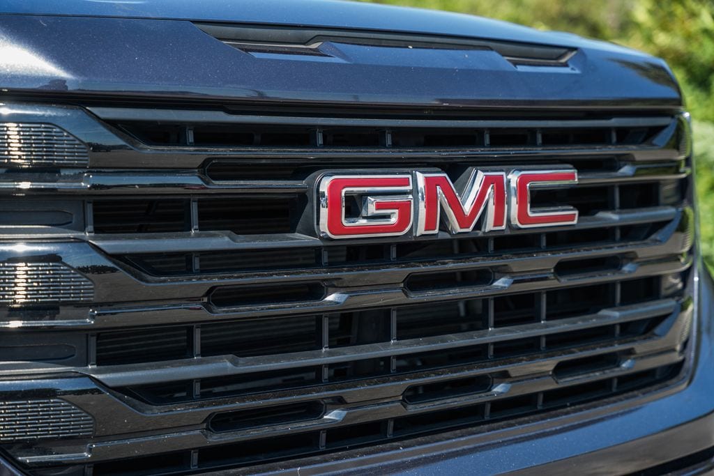 2024 GMC Sierra 1500 Elevation - Photo 11