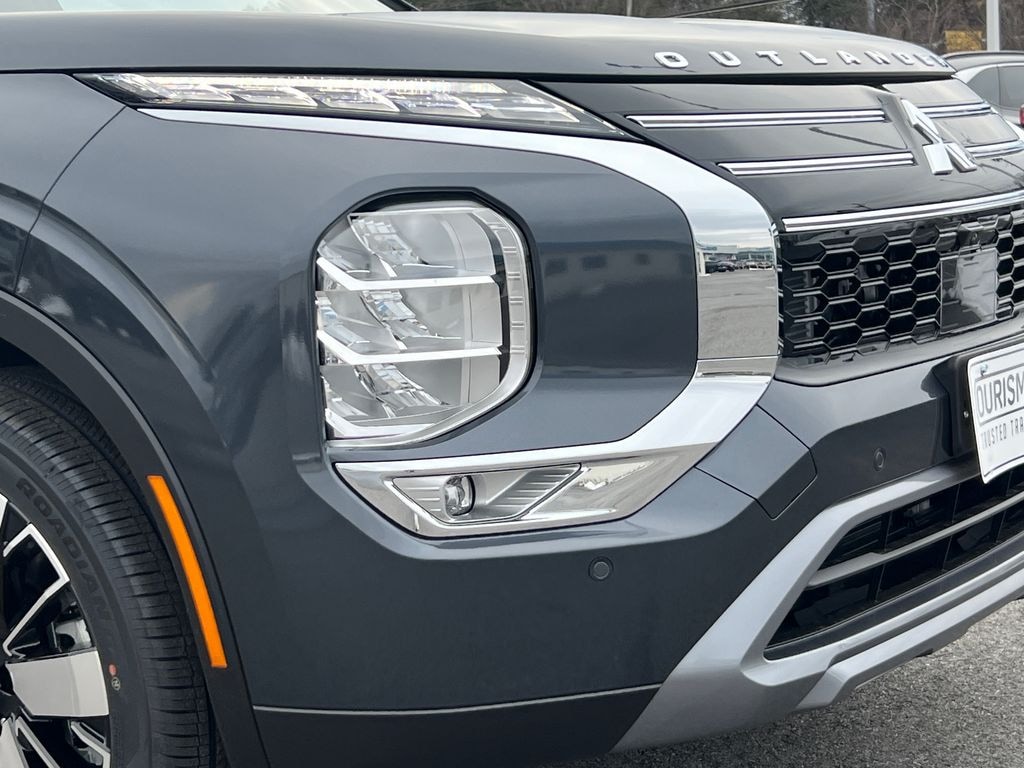New 2026 Mitsubishi Outlander SE SUV