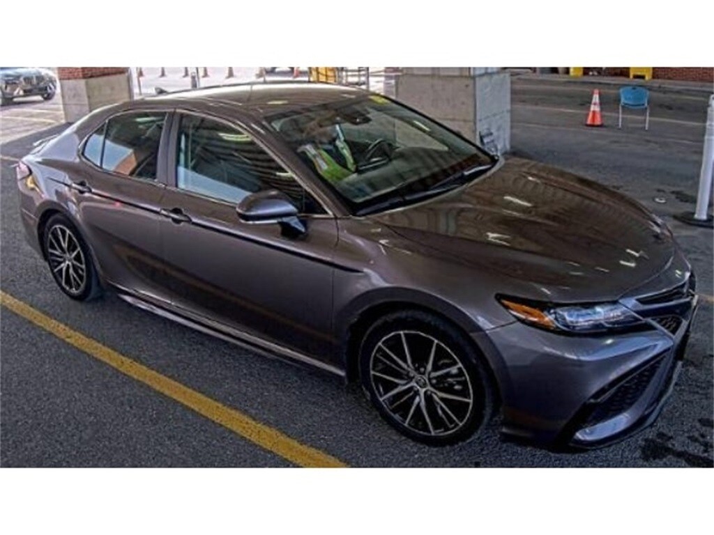Used 2024 Toyota Camry SE Sedan