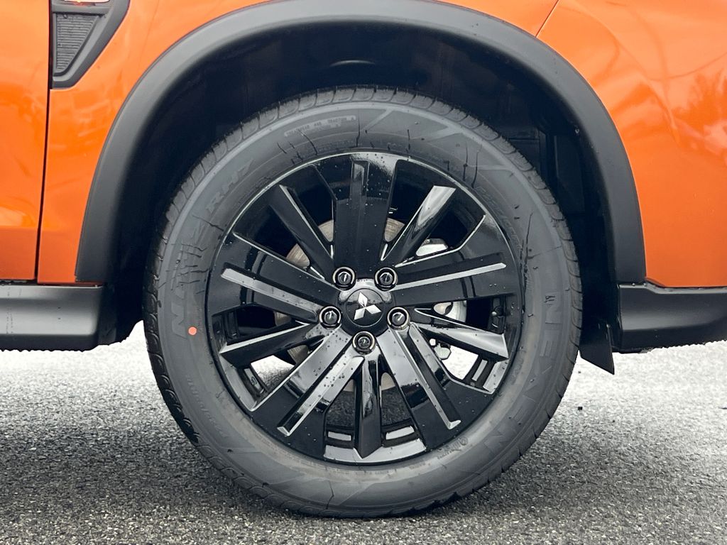 2025 Mitsubishi Outlander Sport LE - Photo 7