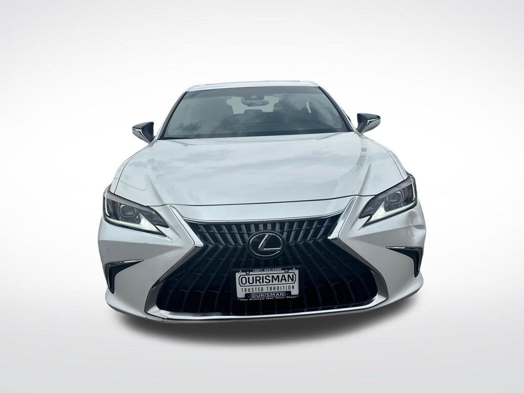 Used 2024 Lexus ES 350 Sedan