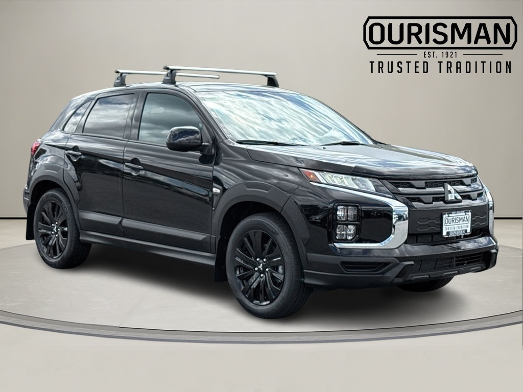 2025 Mitsubishi Outlander Trail Edition's photo