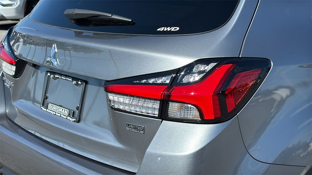 New 2025 Mitsubishi Outlander Sport 2.0 LE SUV