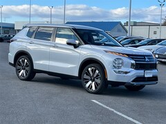 2026 Mitsubishi Outlander SE SUV