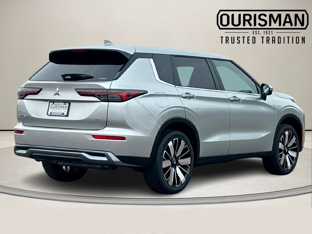New 2026 Mitsubishi Outlander SE SUV