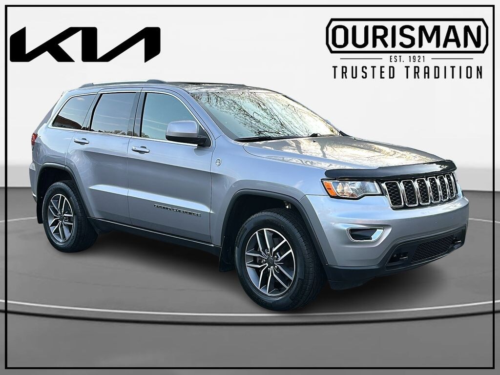 Used 2020 Jeep Grand Cherokee Laredo SUV