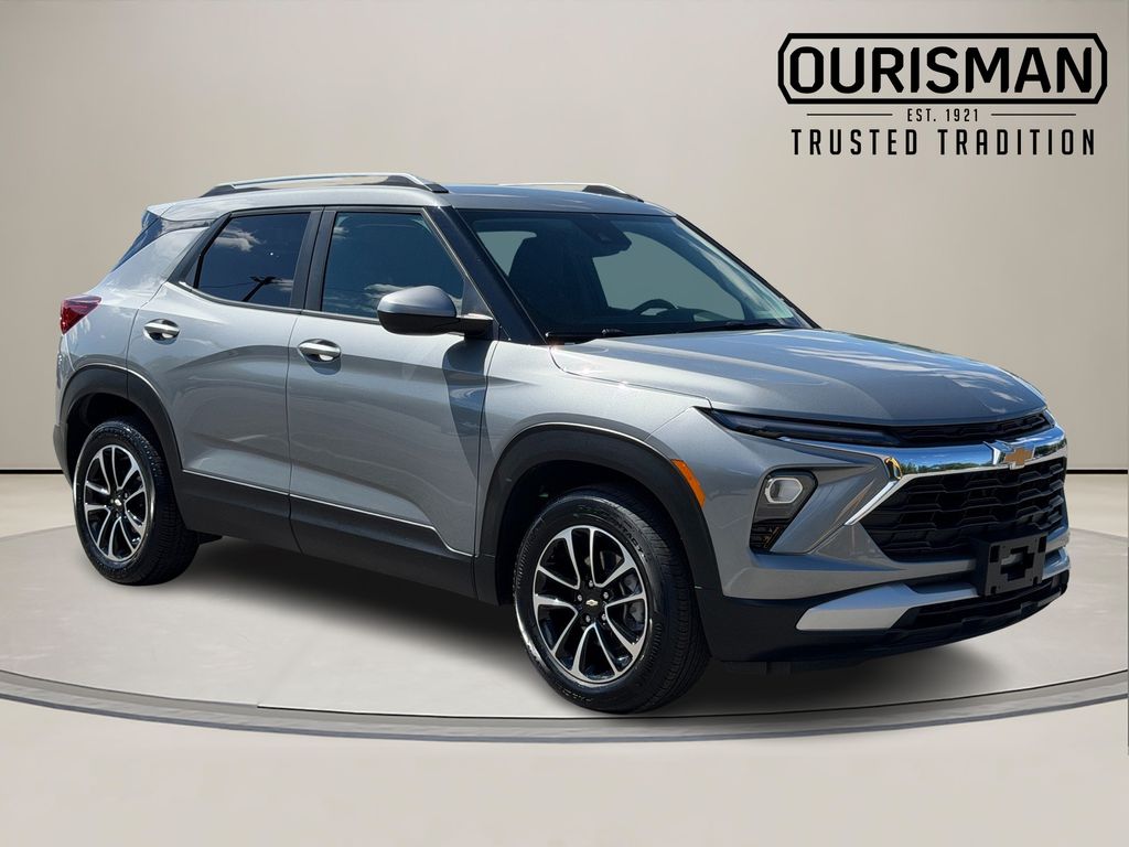 2025 Chevrolet Trailblazer LT's photo