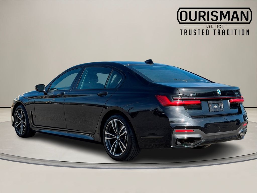 Used 2022 BMW 740i xDrive Sedan