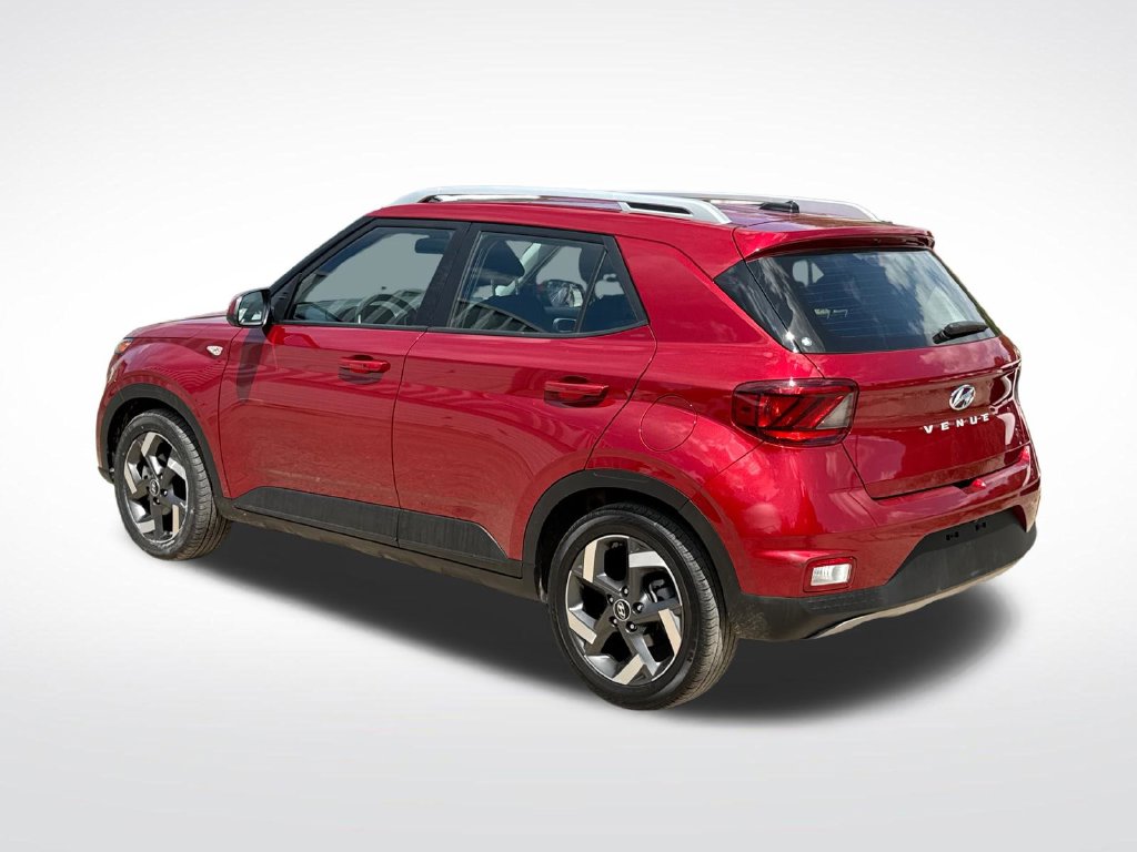Used 2025 Hyundai Venue SUV