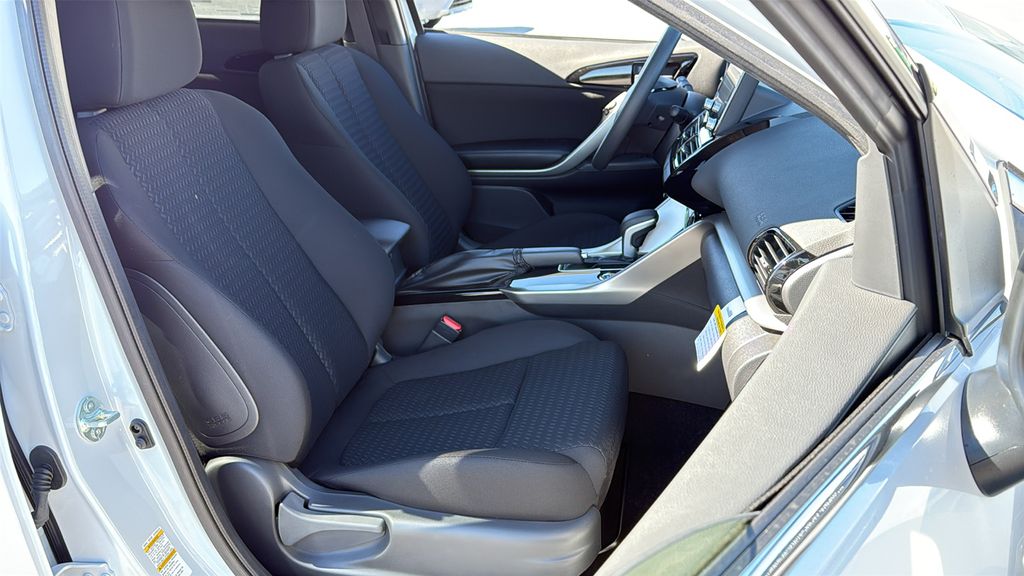 2026 Mitsubishi Eclipse Cross ES - Photo 7