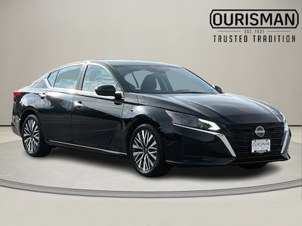 2023 Nissan Altima 2.5 SV Sedan