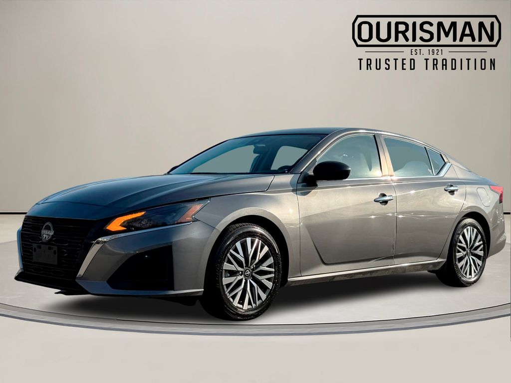 Used 2024 Nissan Altima SV with VIN 1N4BL4DVXRN356541 for sale in Marlow Heights, MD