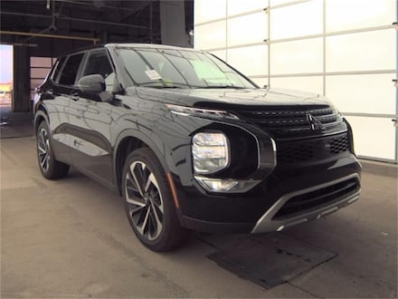 2024 Mitsubishi Outlander SE SUV