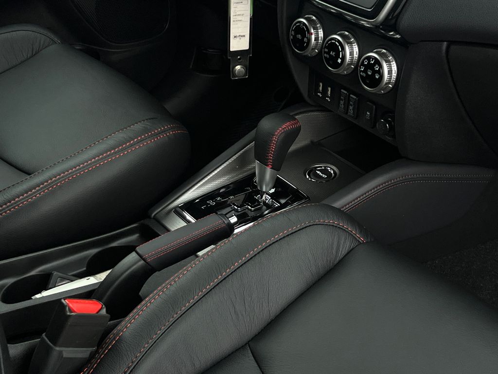 2025 Mitsubishi Outlander Sport LE - Photo 12