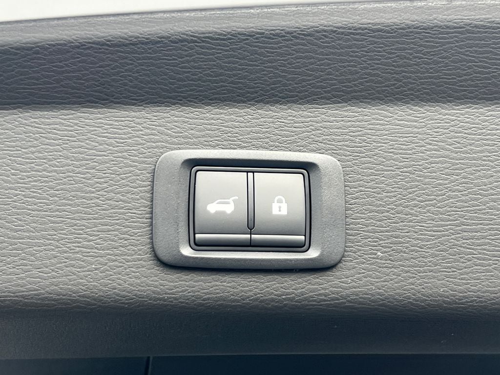 2026 Mitsubishi Outlander SE - Photo 15