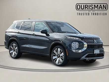 2026 Mitsubishi Outlander SE SUV