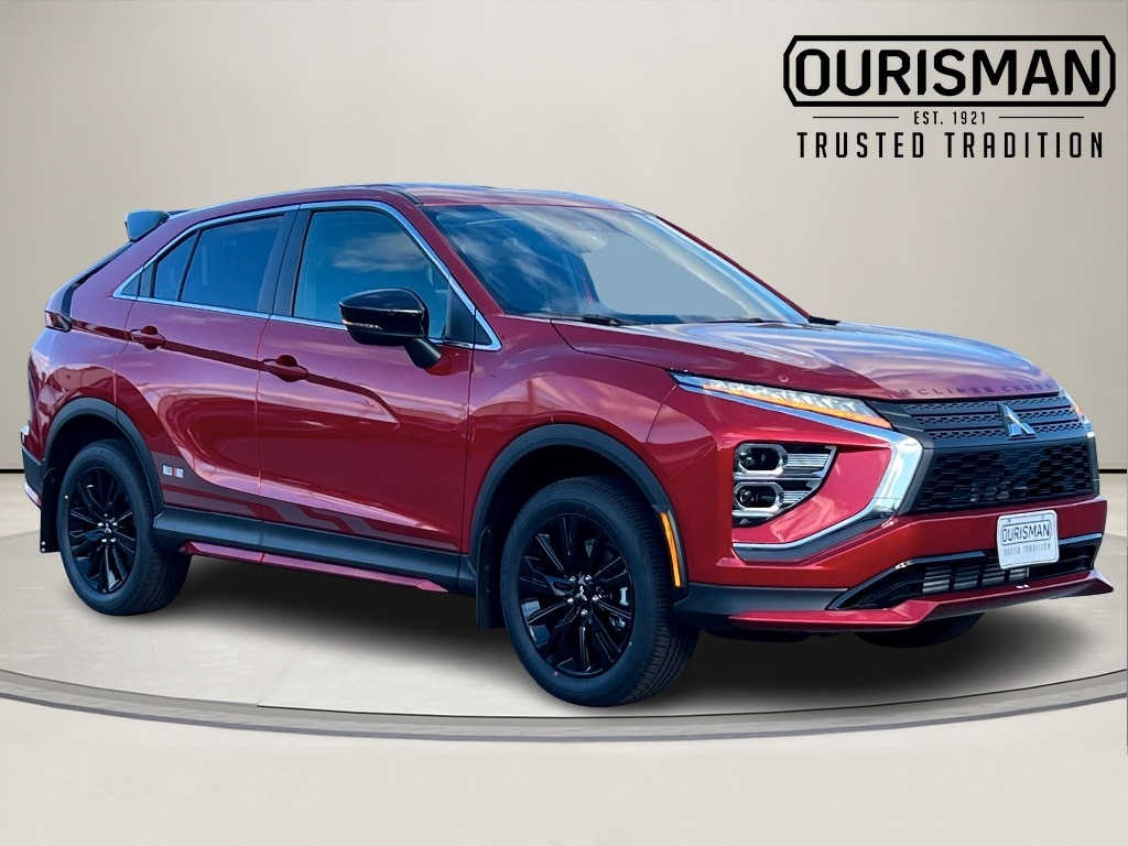 2026 Mitsubishi Eclipse Cross LE's photo