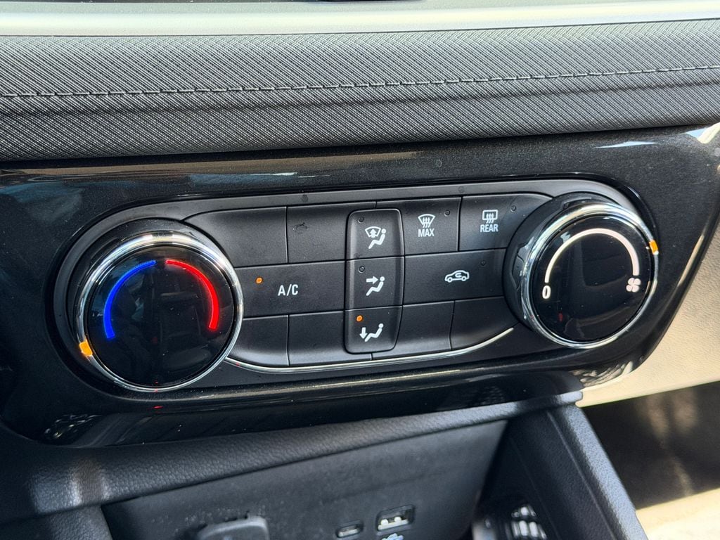 2025 Chevrolet Trailblazer LT - Photo 23