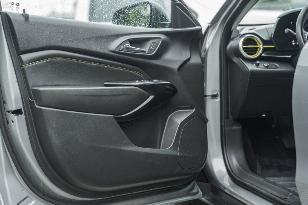 2024 Chevrolet Trax Activ - Photo 38