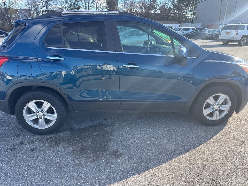 Used 2020 Chevrolet Trax LT with VIN 3GNCJLSB4LL311486 for sale in Marlow Heights, MD