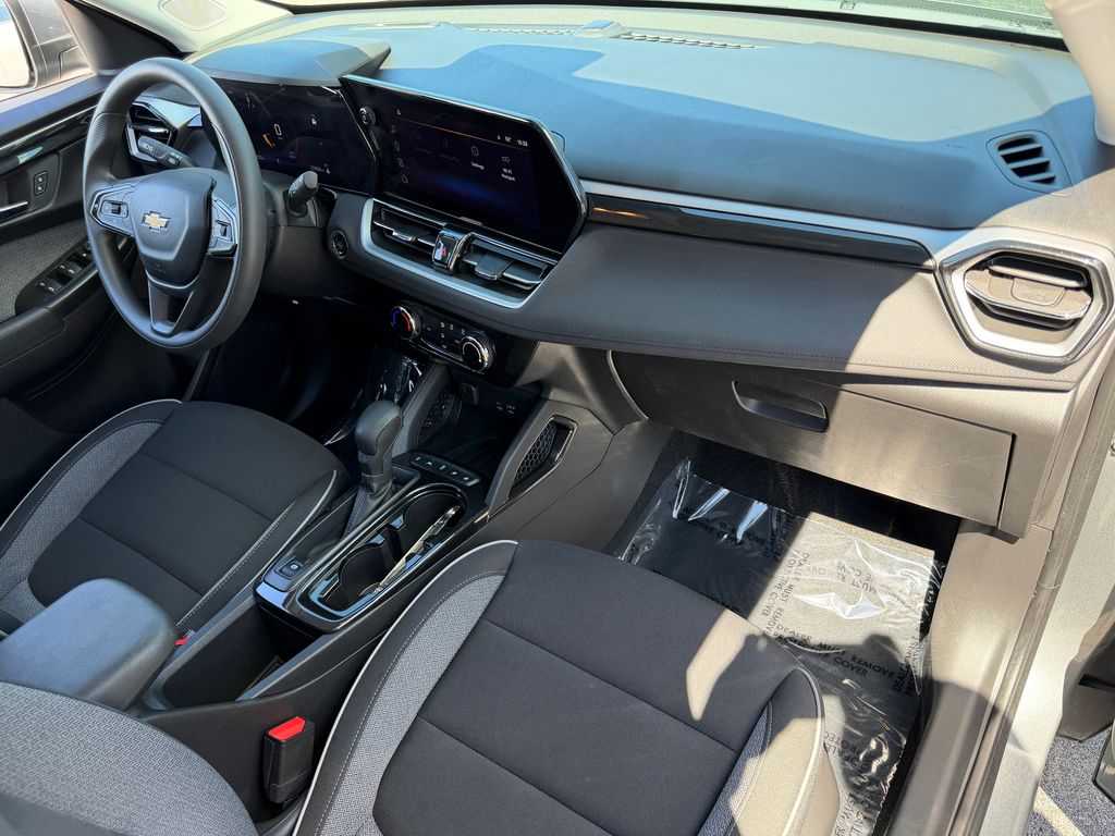2025 Chevrolet Trailblazer LT - Photo 7