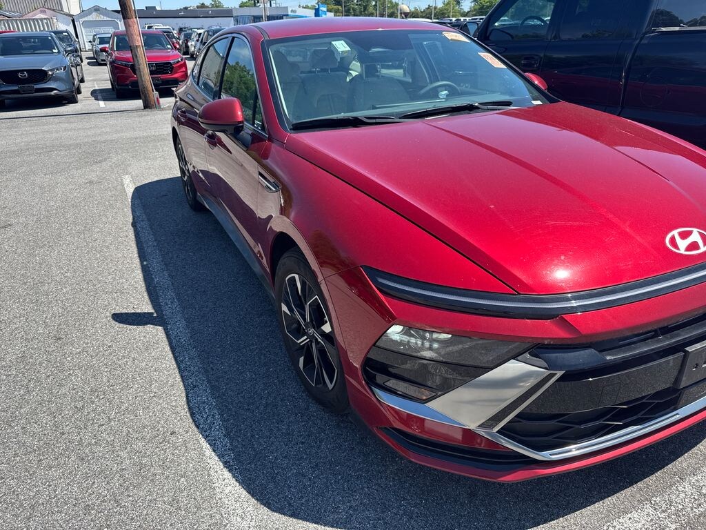 Used 2025 Hyundai Sonata SEL Sedan