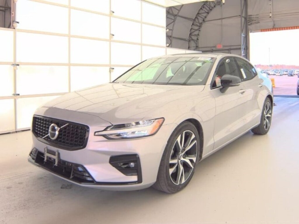 Used 2024 Volvo S60 B5 Core Dark Sedan