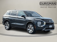 2026 Mitsubishi Outlander SE SUV