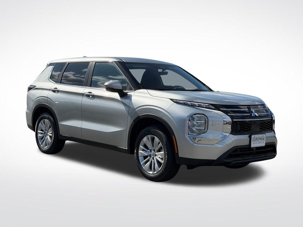 2026 Mitsubishi Outlander