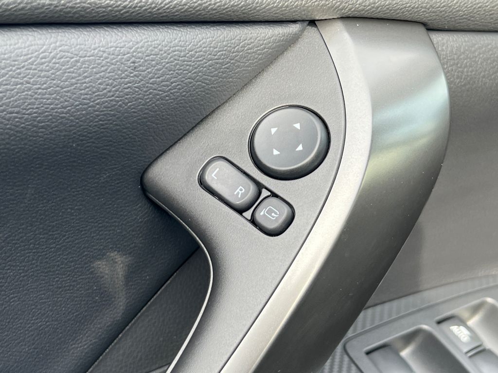 2026 Mitsubishi Eclipse Cross Black Edition - Photo 29