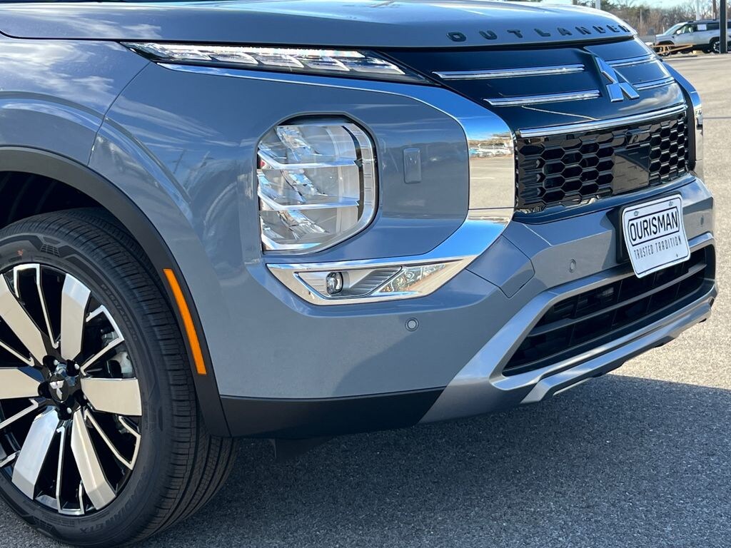 New 2026 Mitsubishi Outlander SE SUV