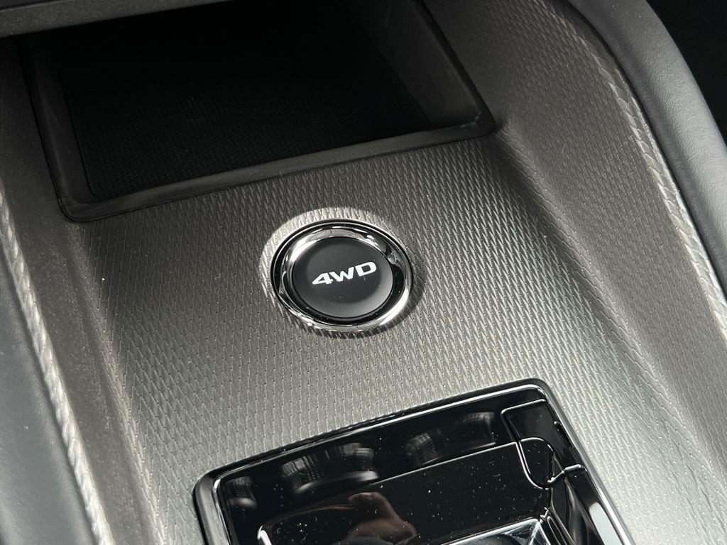 2025 Mitsubishi Outlander Sport LE - Photo 25