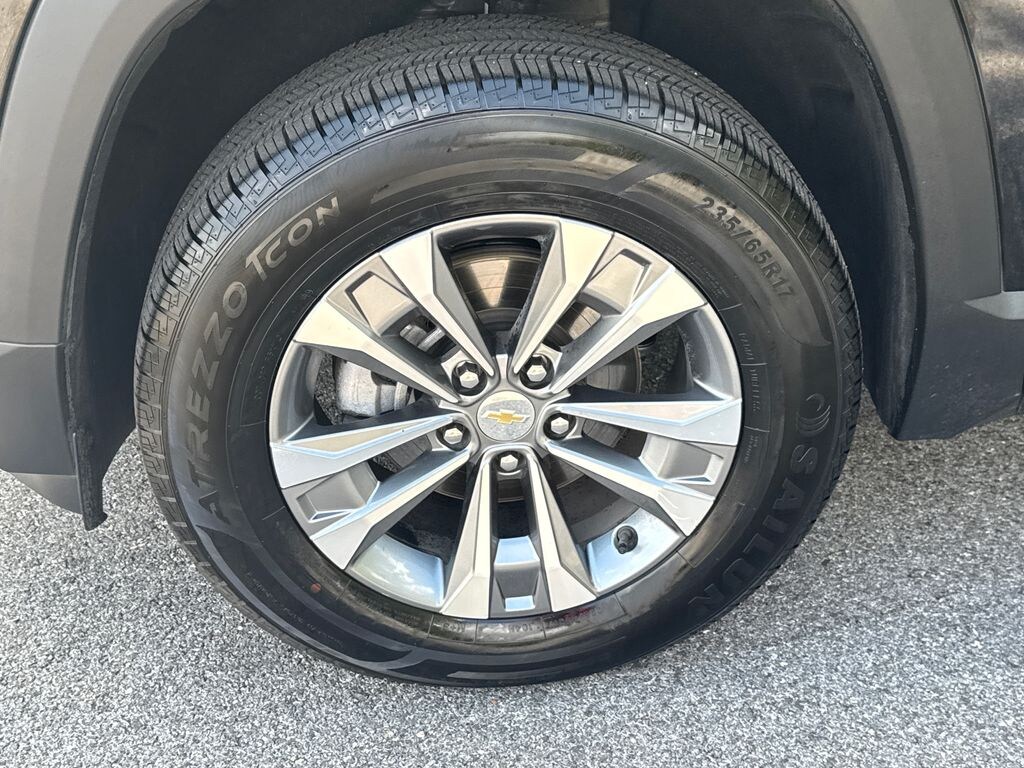 Used 2025 Chevrolet Equinox LT SUV