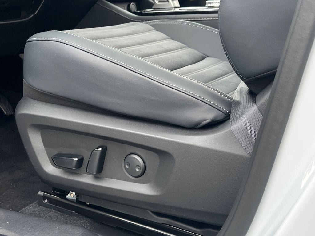 2026 Mitsubishi Outlander SE - Photo 20