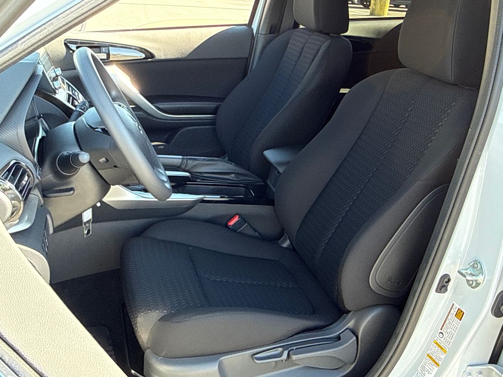 2026 Mitsubishi Eclipse Cross ES - Photo 13