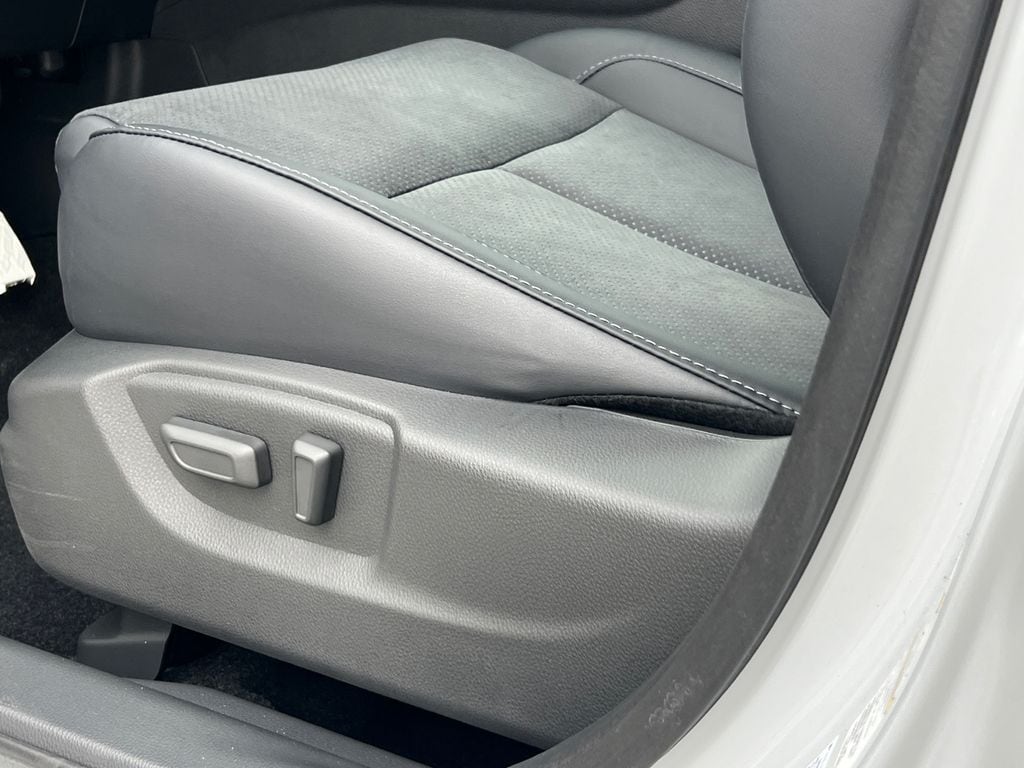2026 Mitsubishi Eclipse Cross Black Edition - Photo 19