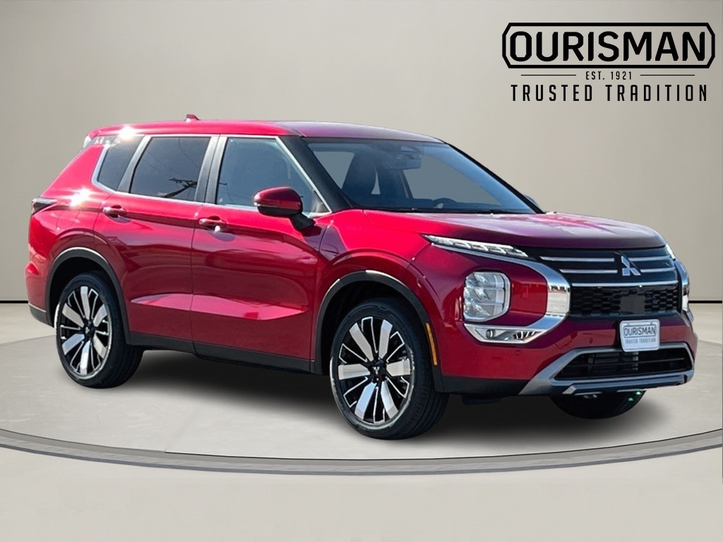 2025 Mitsubishi Outlander SE's photo