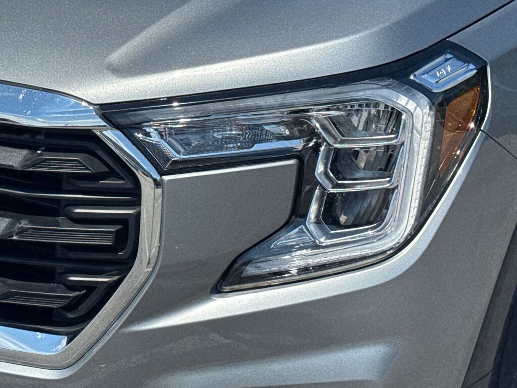 Used 2024 GMC Terrain SLE SUV