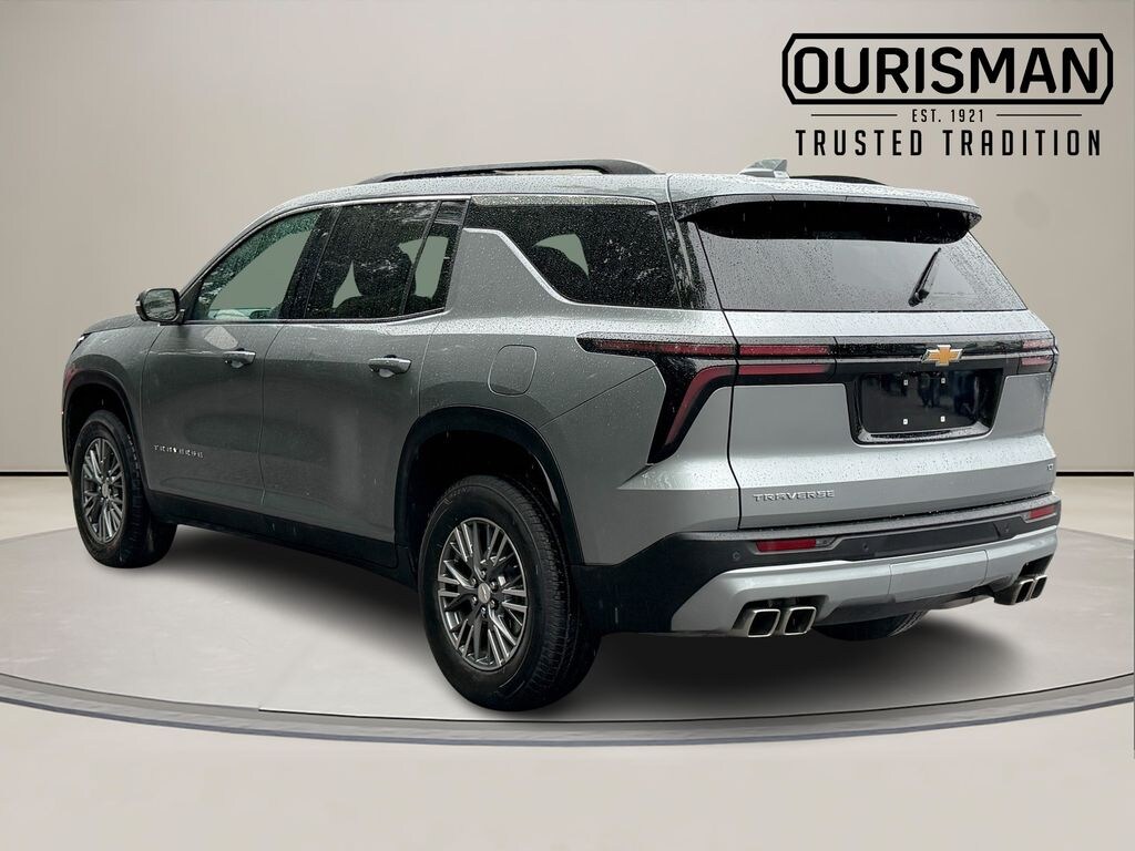 Used 2024 Chevrolet Traverse LT SUV