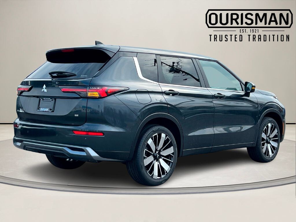 New 2026 Mitsubishi Outlander SE SUV