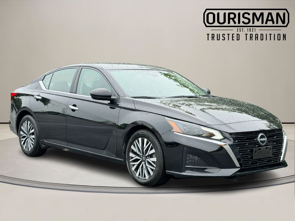2025 Nissan Altima