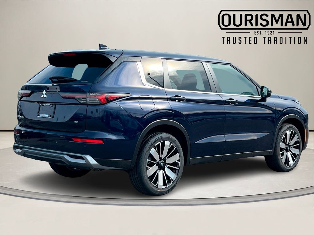 New 2026 Mitsubishi Outlander SE SUV