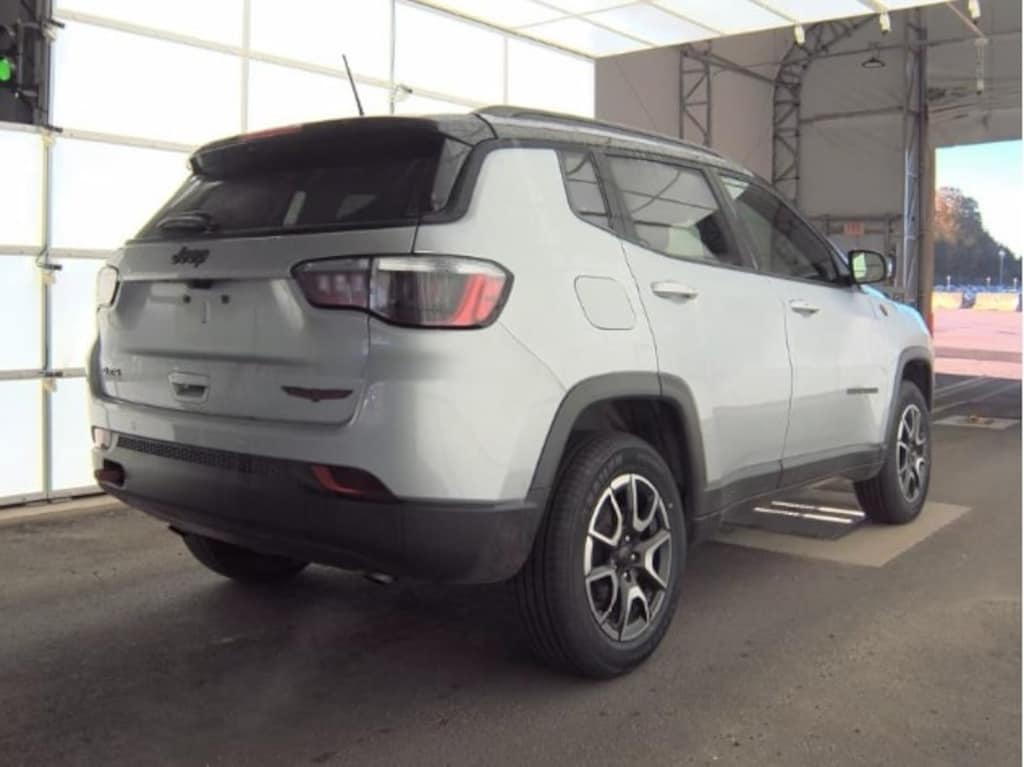 Used 2024 Jeep Compass Trailhawk SUV