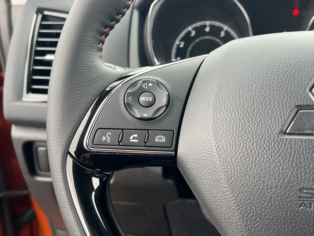 2025 Mitsubishi Outlander Sport LE - Photo 28