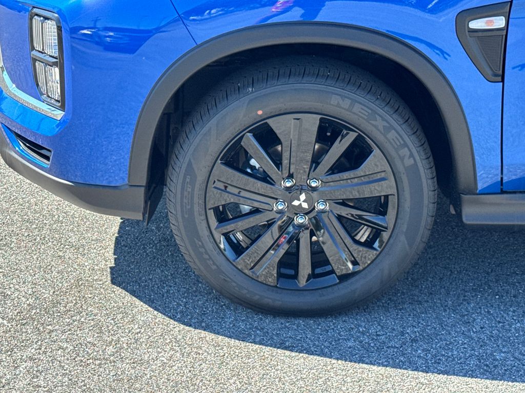 New 2027 Mitsubishi Outlander Sport 2.0 LE SUV