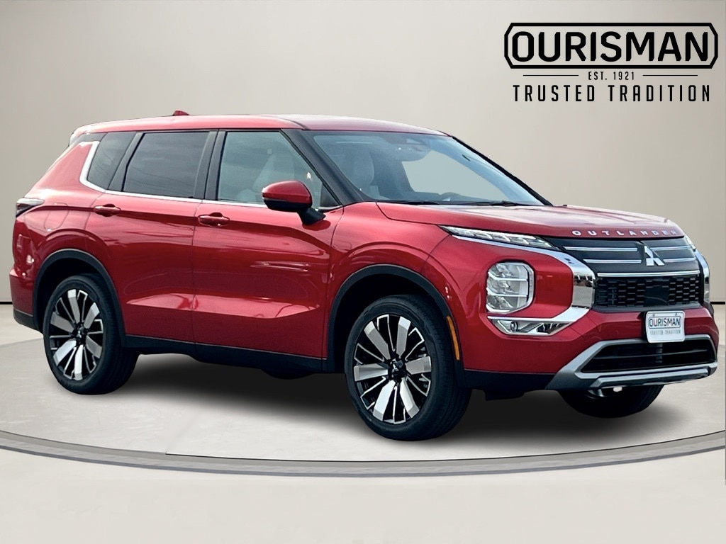 2026 Mitsubishi Outlander SE's photo