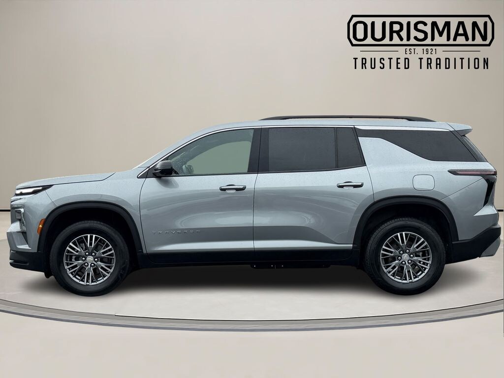 Used 2024 Chevrolet Traverse LT SUV